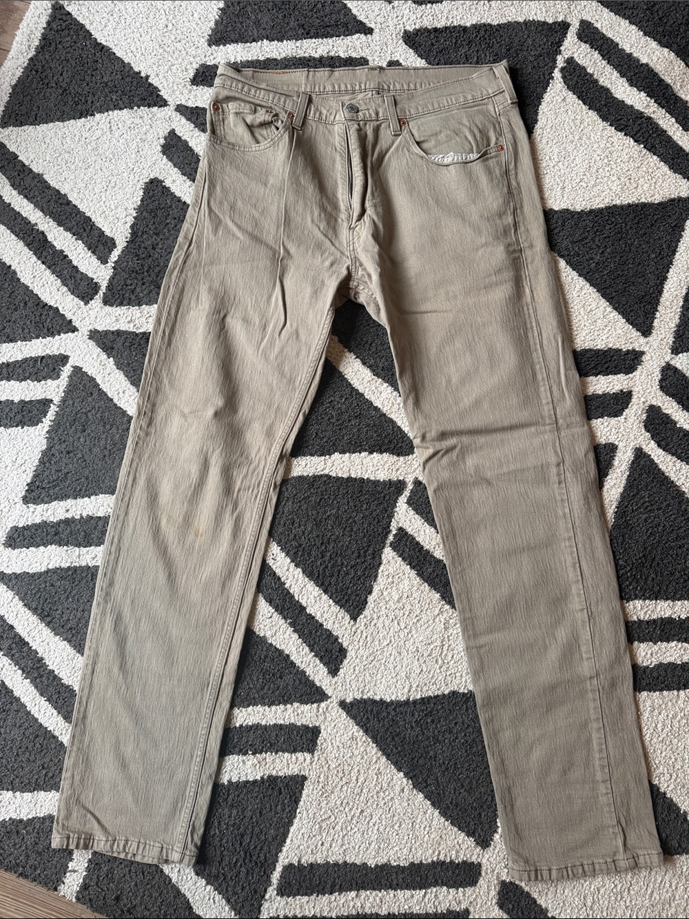 Levi's Men's Slim Straight Jeans in Taupe